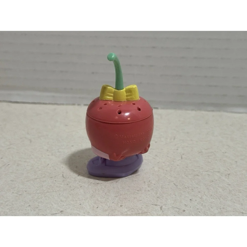 Vtg 1988 Cherry Merry Muffin Cherry Sweet Sugar Shaker Doll Friend Accessory